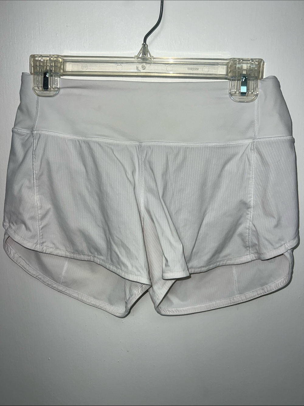 Lululemon Speed Up Short Long
*4" Updated Fit, White, Size 4 - Picture 3 of 6